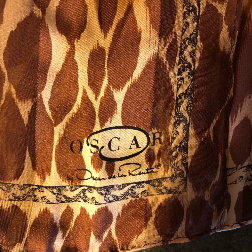 💫🐆 Vintage Oscar de la Renta silk scarf 💫